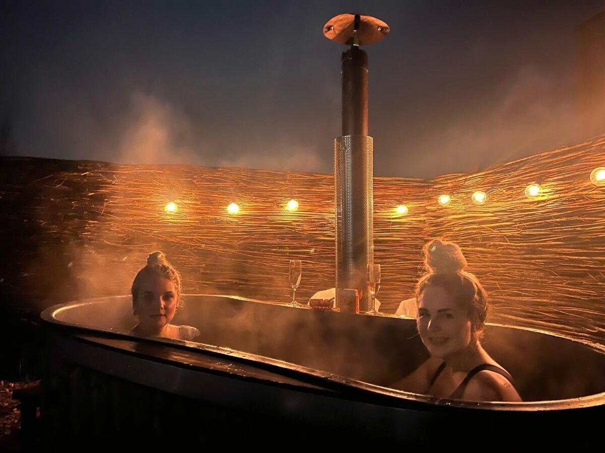Bed & Wellness Klein Knorrestein With Private Hottub And Sauna And Tandembike Rental Included In Price Almere Exterior foto